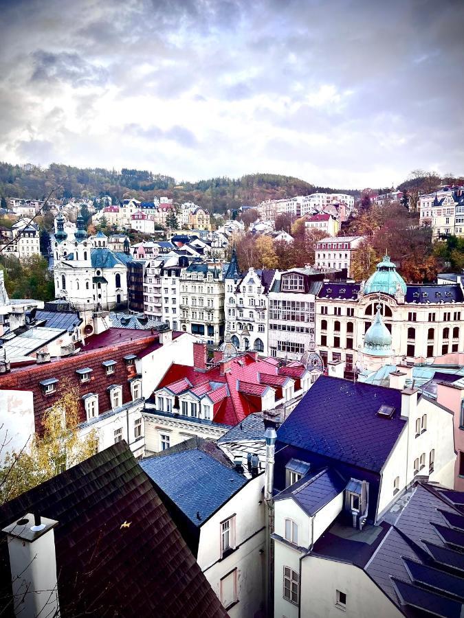 Sunny City - Apartment In Spa Zone With Private Garage Karlovy Vary Bagian luar foto
